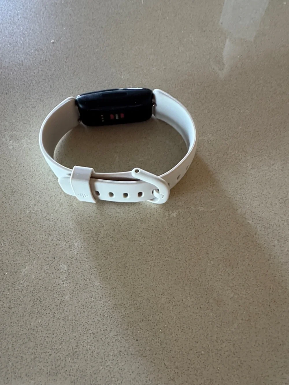 fitbit Inspire 2 Fitness Tracker - Lunar White Band with Black Display NEW!
